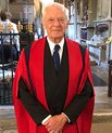 Mogens Kilian har virket som videnskabelig rådgiver for flere akademiske og industrielle organisationer. Han har også fungeret som det internationale panelmedlem for Research Assessment Exercise i Storbritannien og er adjungeret professor i Bakterie-pop