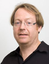 Olav Andersen sætter, sammen med udenlandske kolleger, det såkaldte SORL1-gen under lup i forskningsprojektet, der er støttet med 9,5 mio. kr. Olav Andersen sætter, sammen med udenlandske kolleger, det såkaldte SORL1-gen under lup i forskningsprojektet, der er støttet med 9,5 mio. kr.